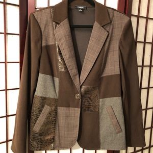 Gorgeous Elementz Multifabric Jacket NWOT Sz M